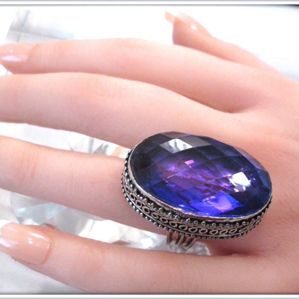 Alexandrite Color Changing Oval Shape Gem Stone L… - image 8